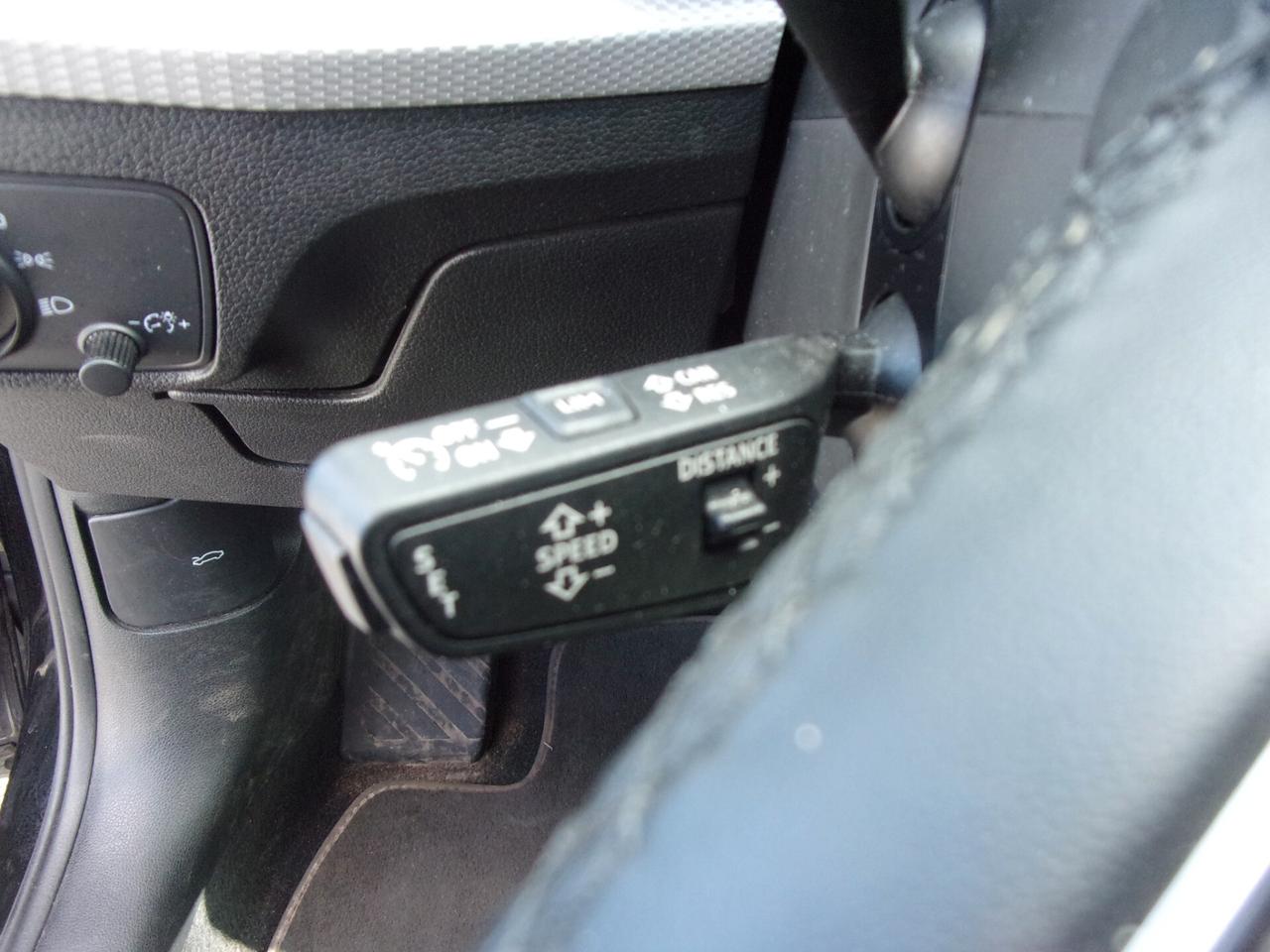 Audi Q2 35 TFSI S tronic Business