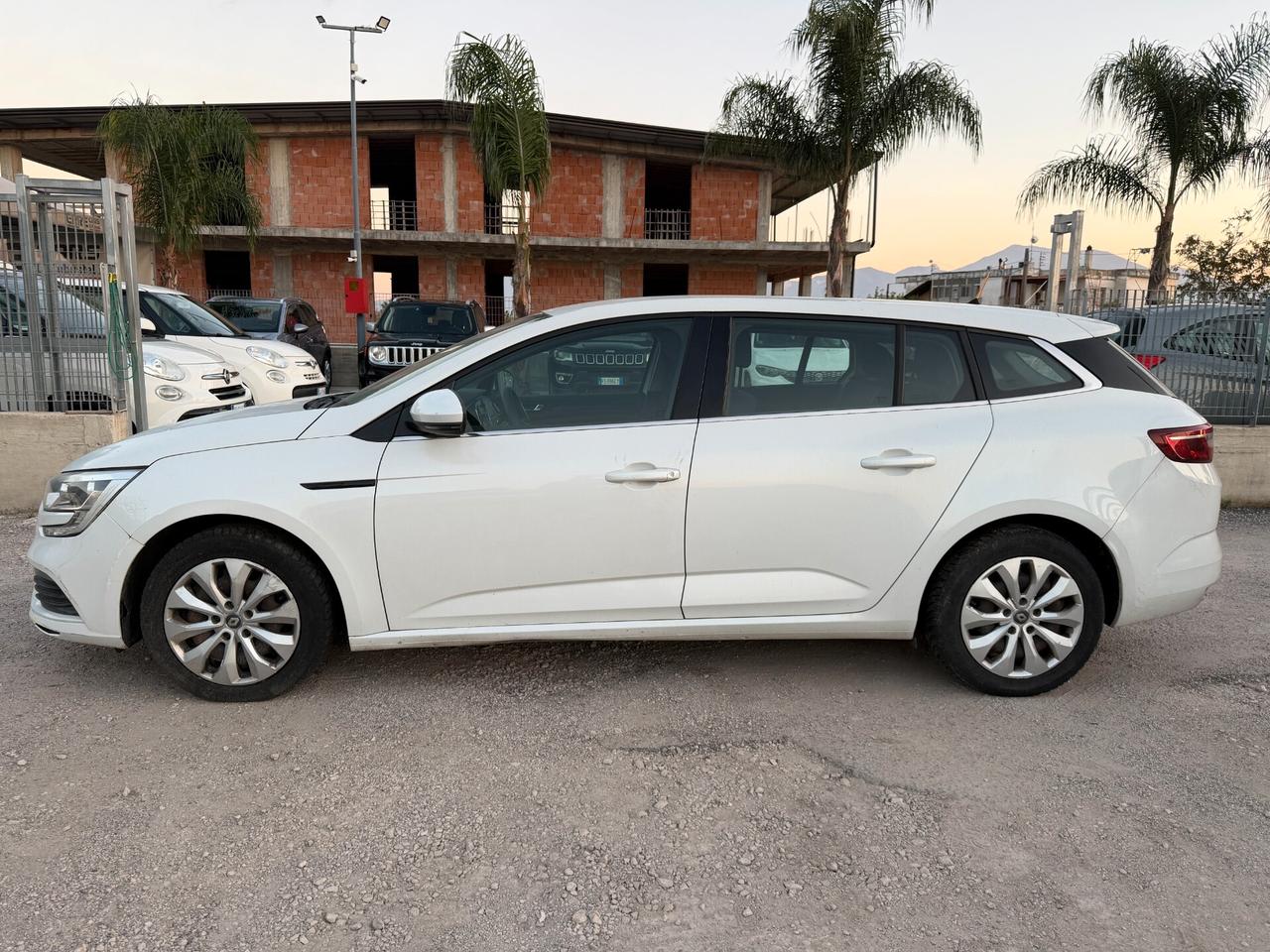 RENAULT MEGANE SPORTER 2019 1.5 DIESEL *MOT ROTTO
