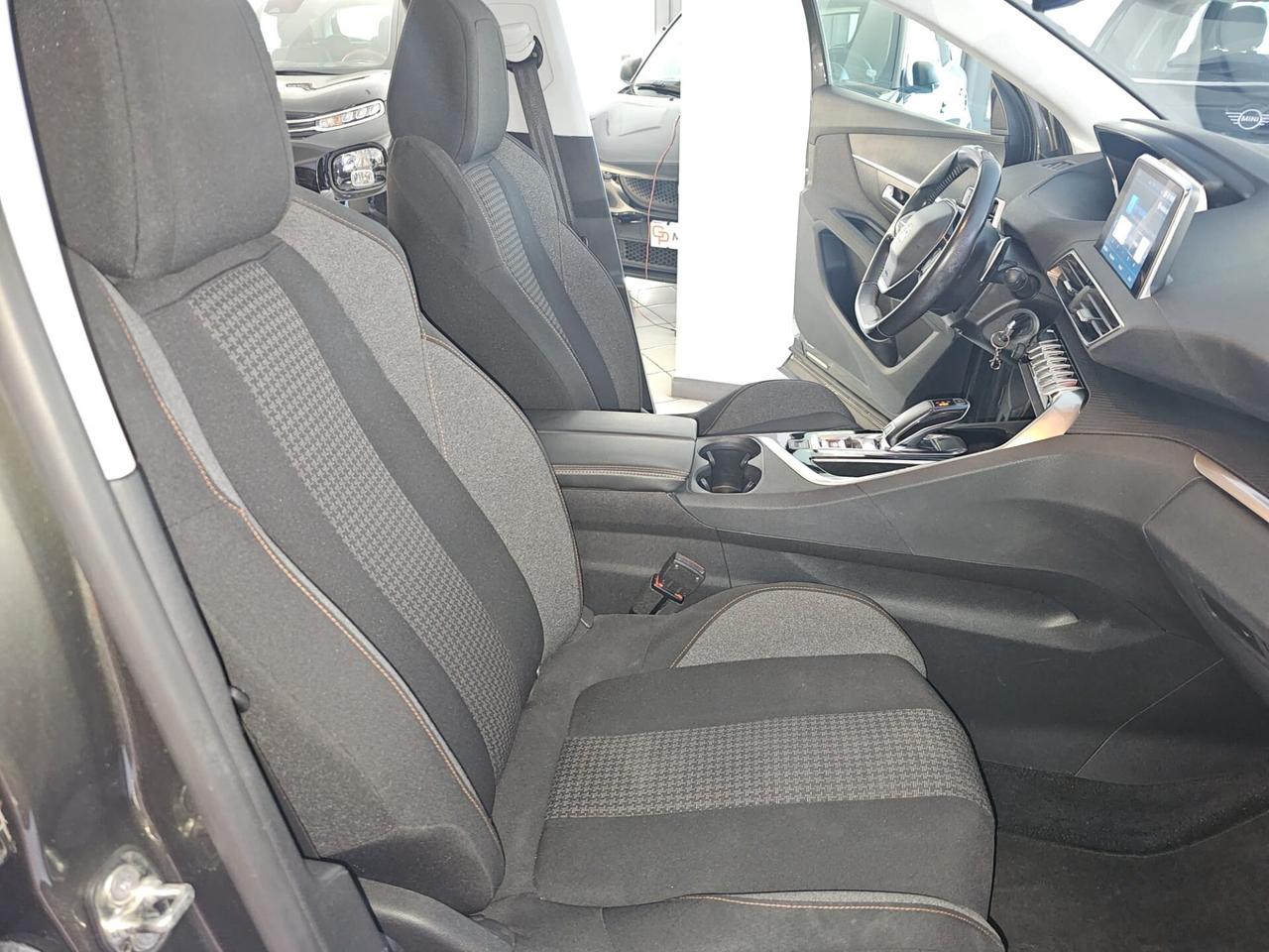 Peugeot 3008 BlueHDi 130 S&S Allure