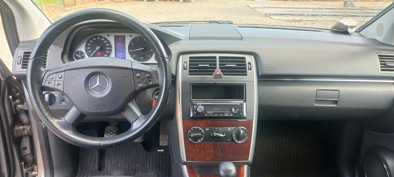 Mercedes-benz B 200 Chrome