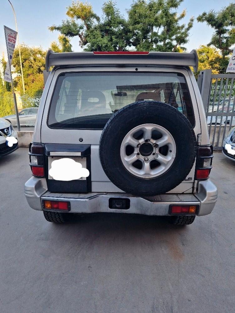 Mitsubishi Pajero 2.5 TDI Metal-top S.S. GLS Target