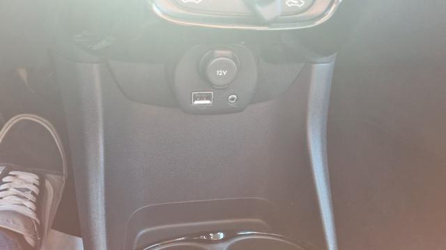 PEUGEOT 108 VTi 68 3 porte Allure