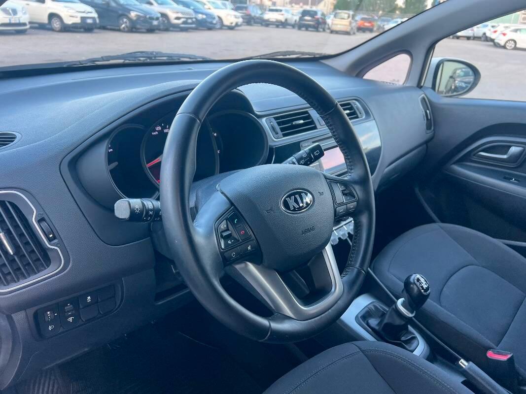 Kia Rio 1.1 crdi Active 5p E6