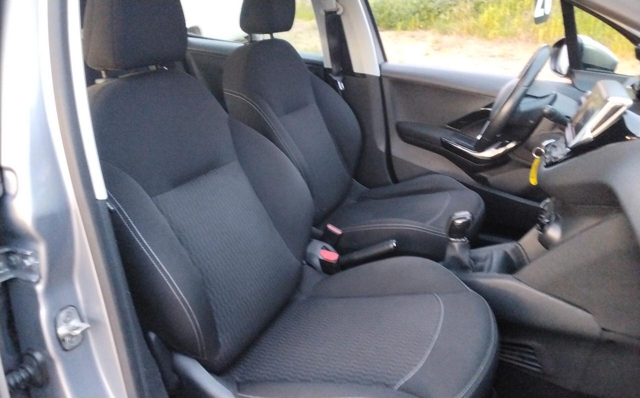 Peugeot 208 BlueHDi 100 S&S 5 porte Active