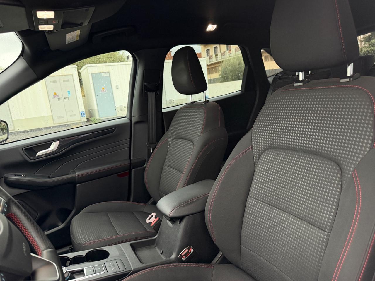 Ford Kuga 2.5 Full Hybrid 190 CV ST-Line