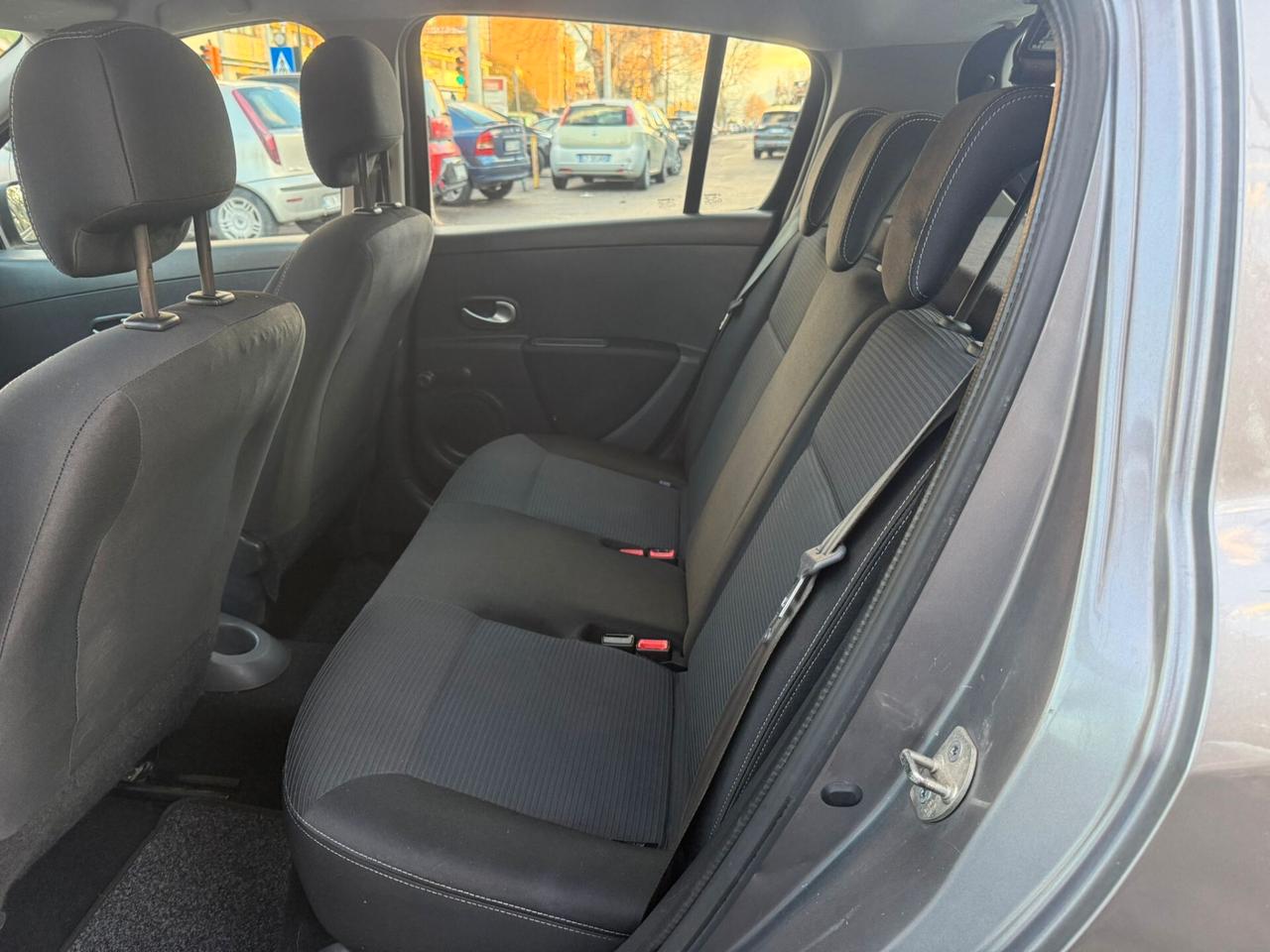 Renault Clio 1.2 Dynamique GARANTITA 2012