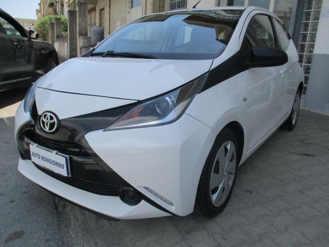 TOYOTA Aygo 1.0 x-cool