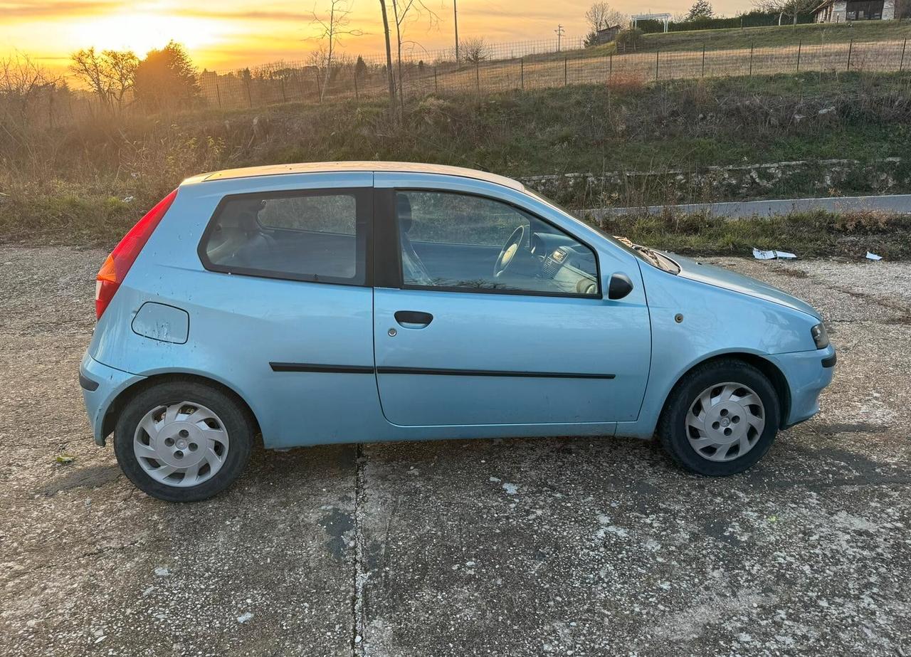 Fiat Punto 1.2i cat 3 porte EL