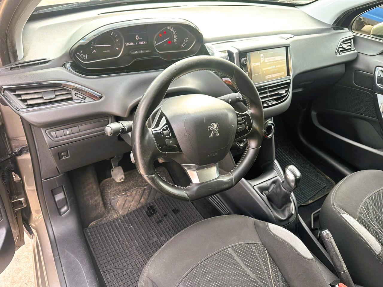 Peugeot 208 1.4 HDi 68 CV 5 porte Business