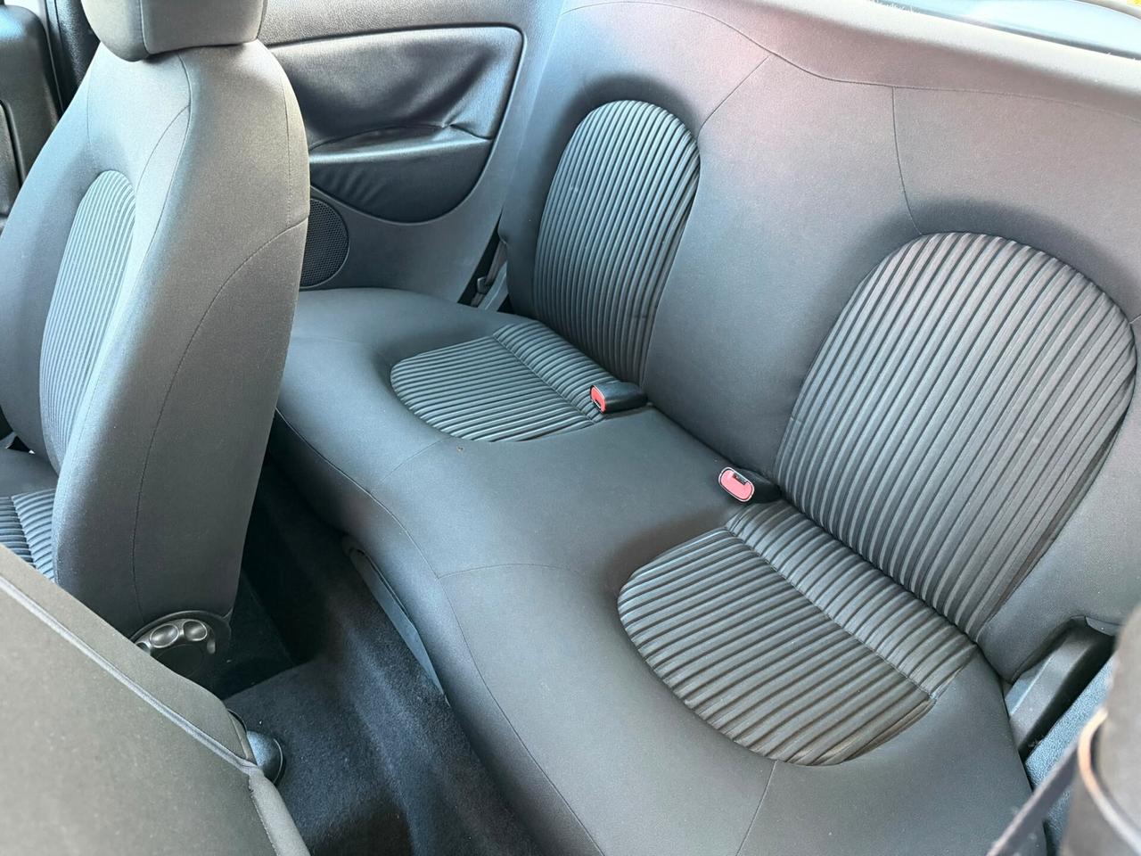 Lancia Ypsilon 1.2 Argento