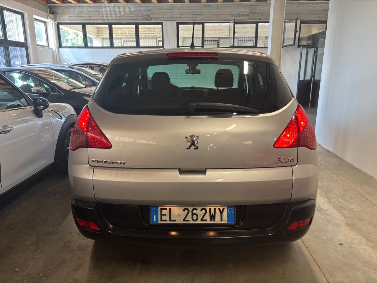 Peugeot 3008 1.6 HDi Business