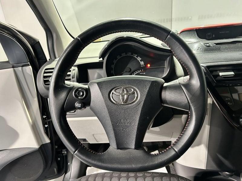 Toyota iQ iQ 1.0 High