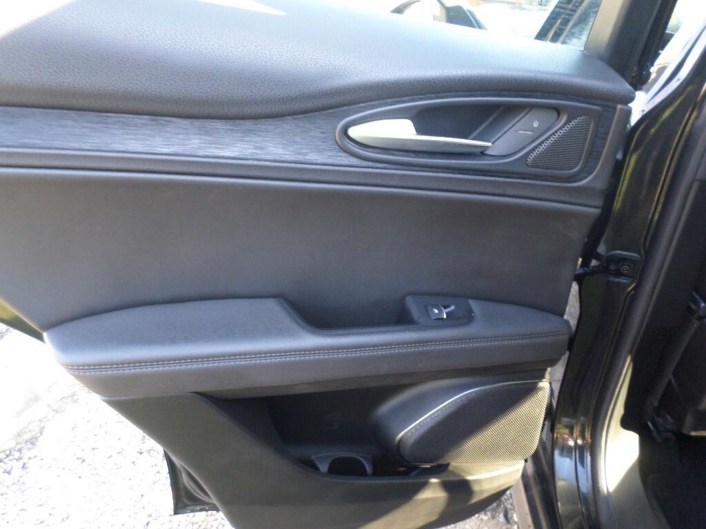 Alfa Romeo Stelvio 2.2 Turbodiesel 160 CV AT8 RWD Business