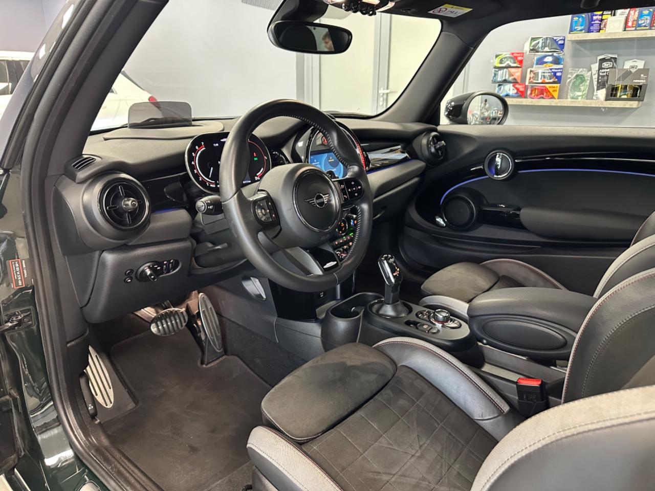 Mini John Cooper Works 3p 2.0 JCW auto