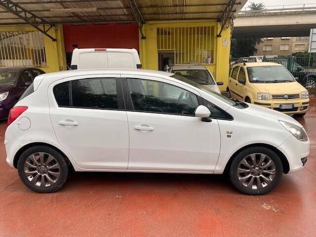 Opel Corsa 1.0 12V 5 porte Club