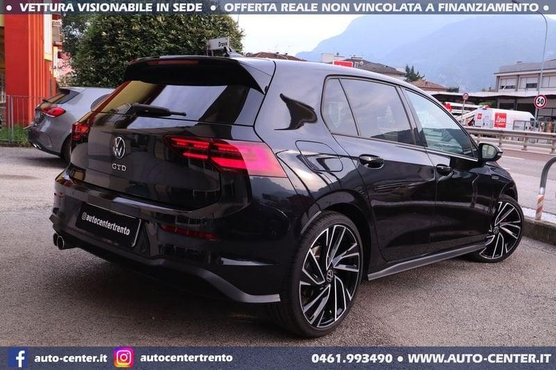 Volkswagen Golf 8 GTD DSG 2.0 TDI 200CV 19 IQ.LIGHT LED