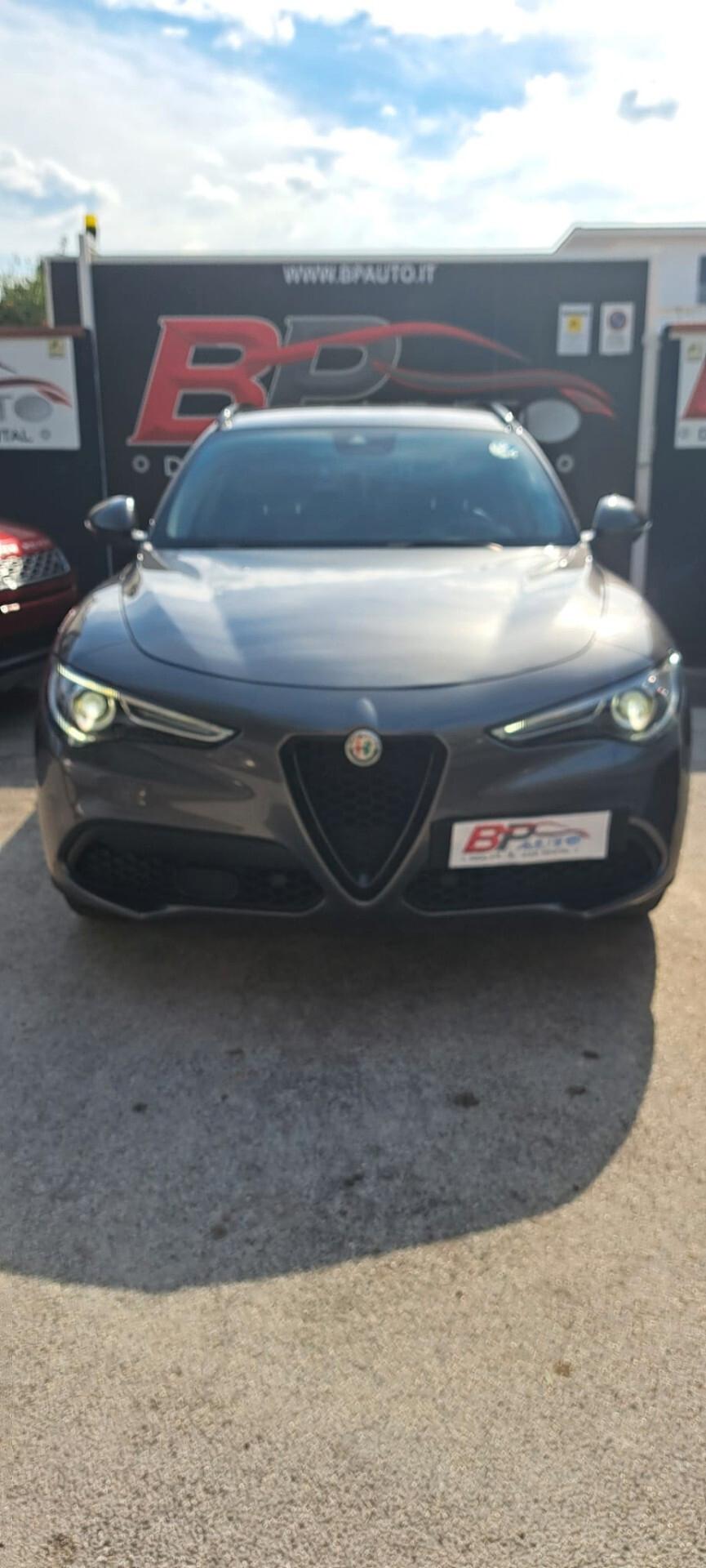 Alfa Romeo Stelvio 2.2 Turbodiesel 160 CV AT8 RWD Business