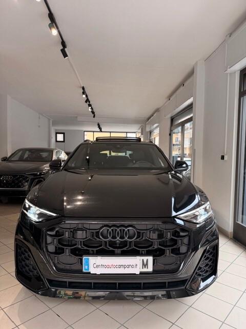 Audi Q8 BLACK LINE 50 TDI quattro 286cv
