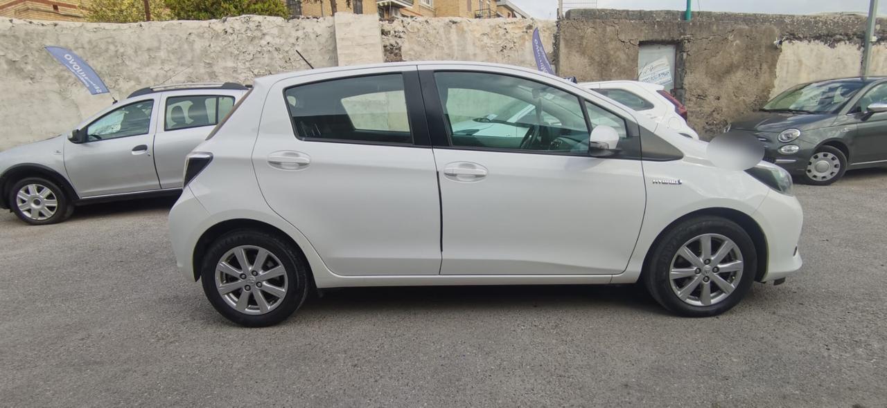 Toyota Yaris 1.5 Hybrid 5 porte 2014 USATO