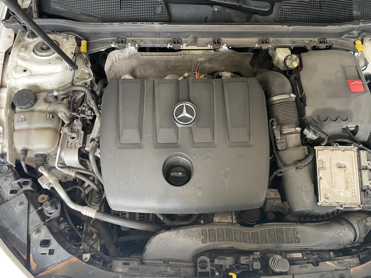 MERCEDES CLASSE A 180 D AUTOMATIC EXTRA "UNICA"