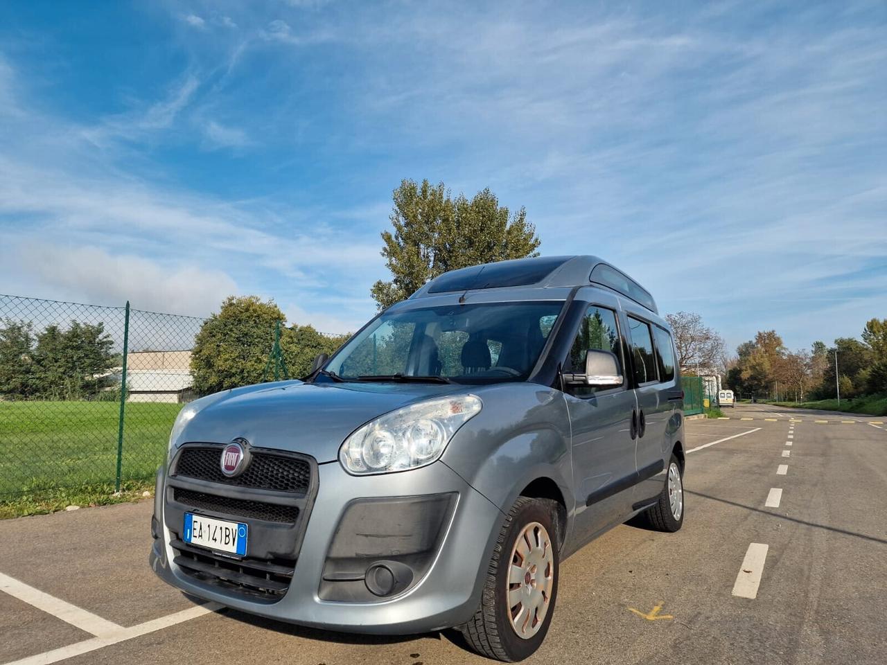 Fiat Doblo 1.4 16V trasporto disabili - 2010