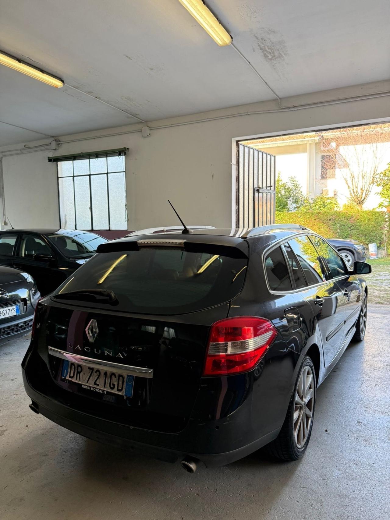 Renault Laguna 2.0 dCi 150CV SporTour Initiale