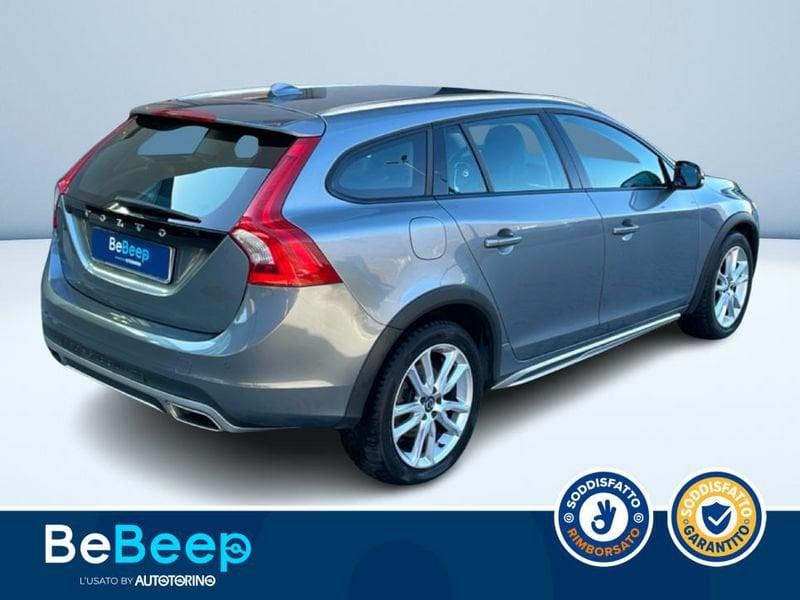 Volvo V60 Cross Country 2.4 D4 MOMENTUM AWD GEARTRONIC