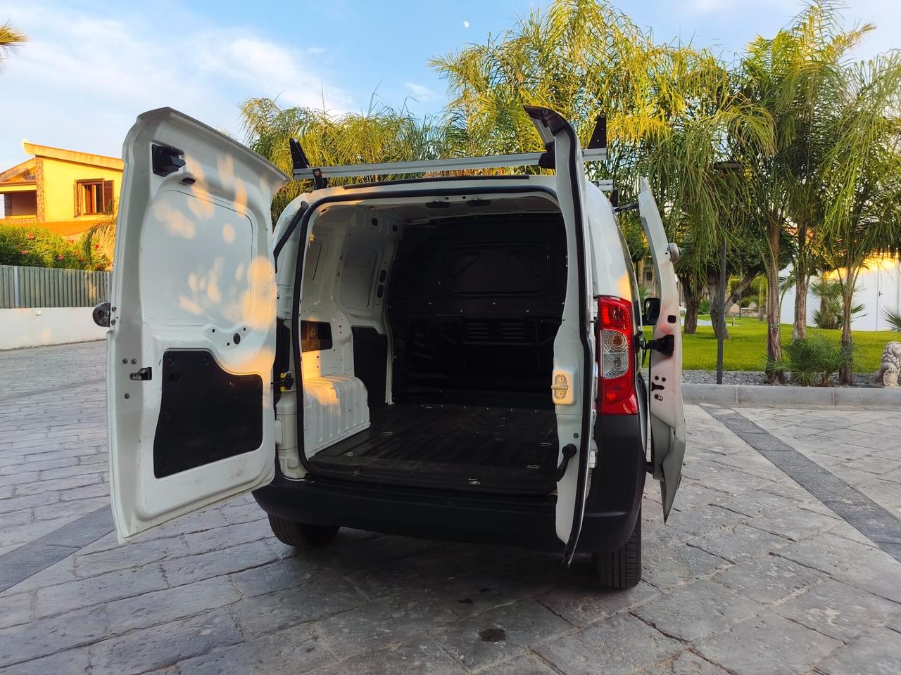 Fiat Fiorino 1.3 MJT 95CV Cargo SX 2021