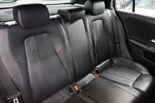 MERCEDES-BENZ A 180 d Automatic Business UFFICIALE UNIPROP.