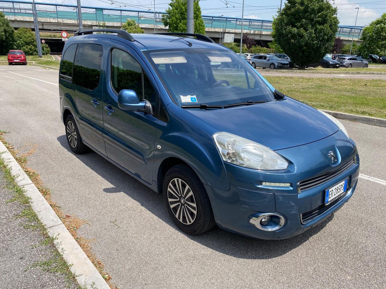 Peugeot partner tepee 1.6 HDI cambio automatico 2013