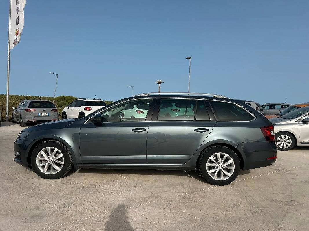 Skoda Octavia Wagon 1.5 g-tec Ambition 130cv dsg
