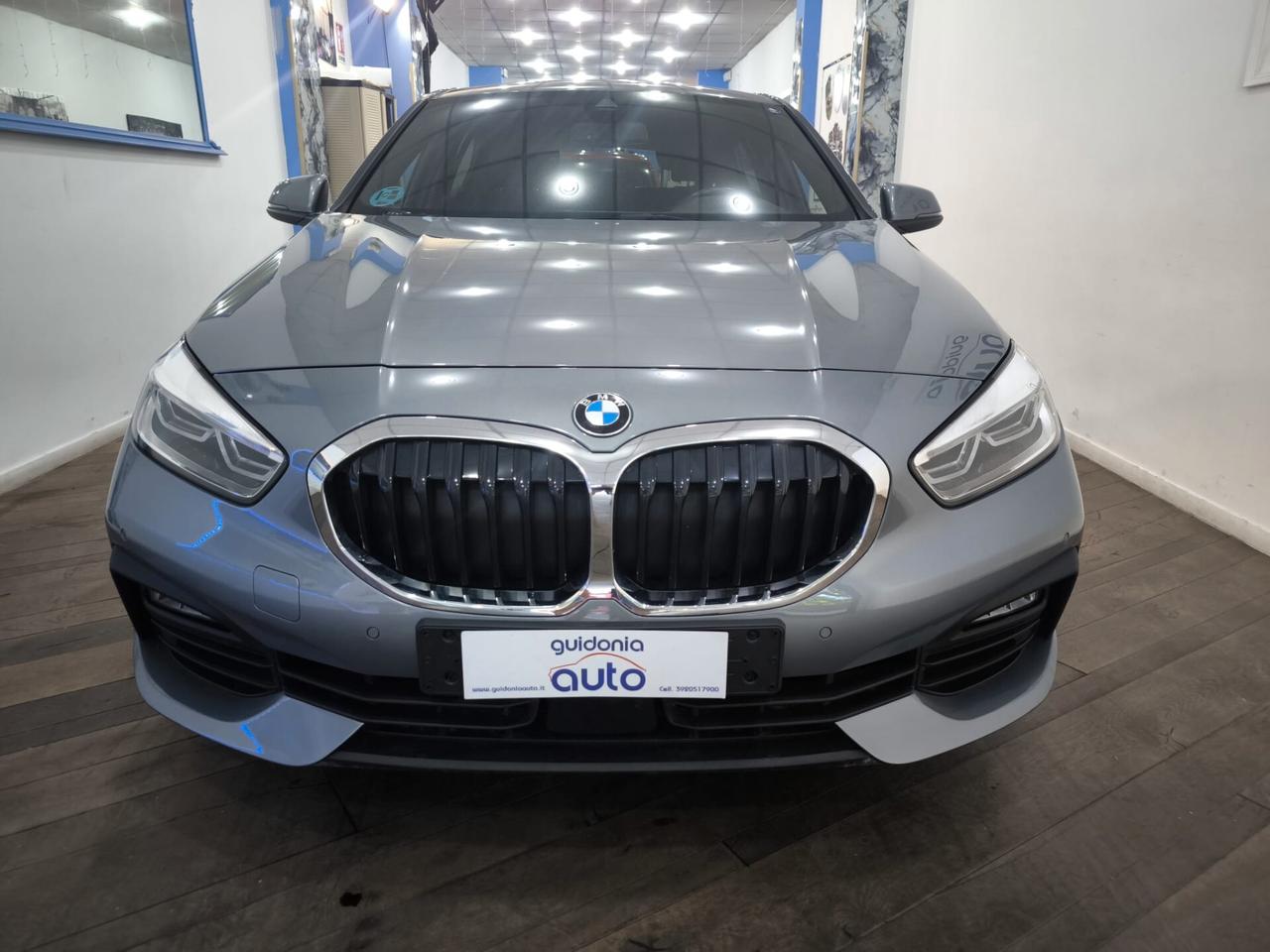 Bmw 118 118d 5p. Business Advantage