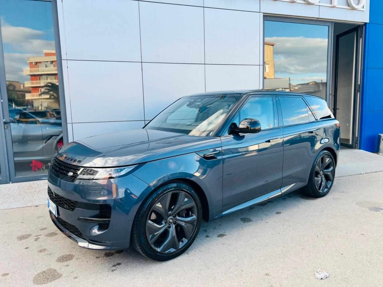 Range Rover Sport 3.0 phev 510cv possibilità noleggio no scoring