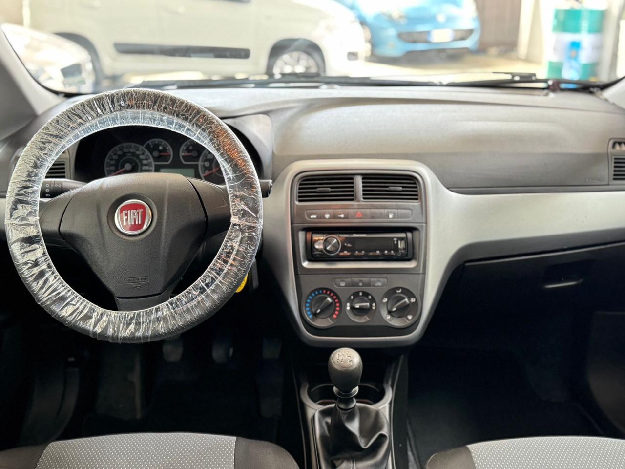 Fiat Punto 1.4 8V 5 porte Natural Power Lounge