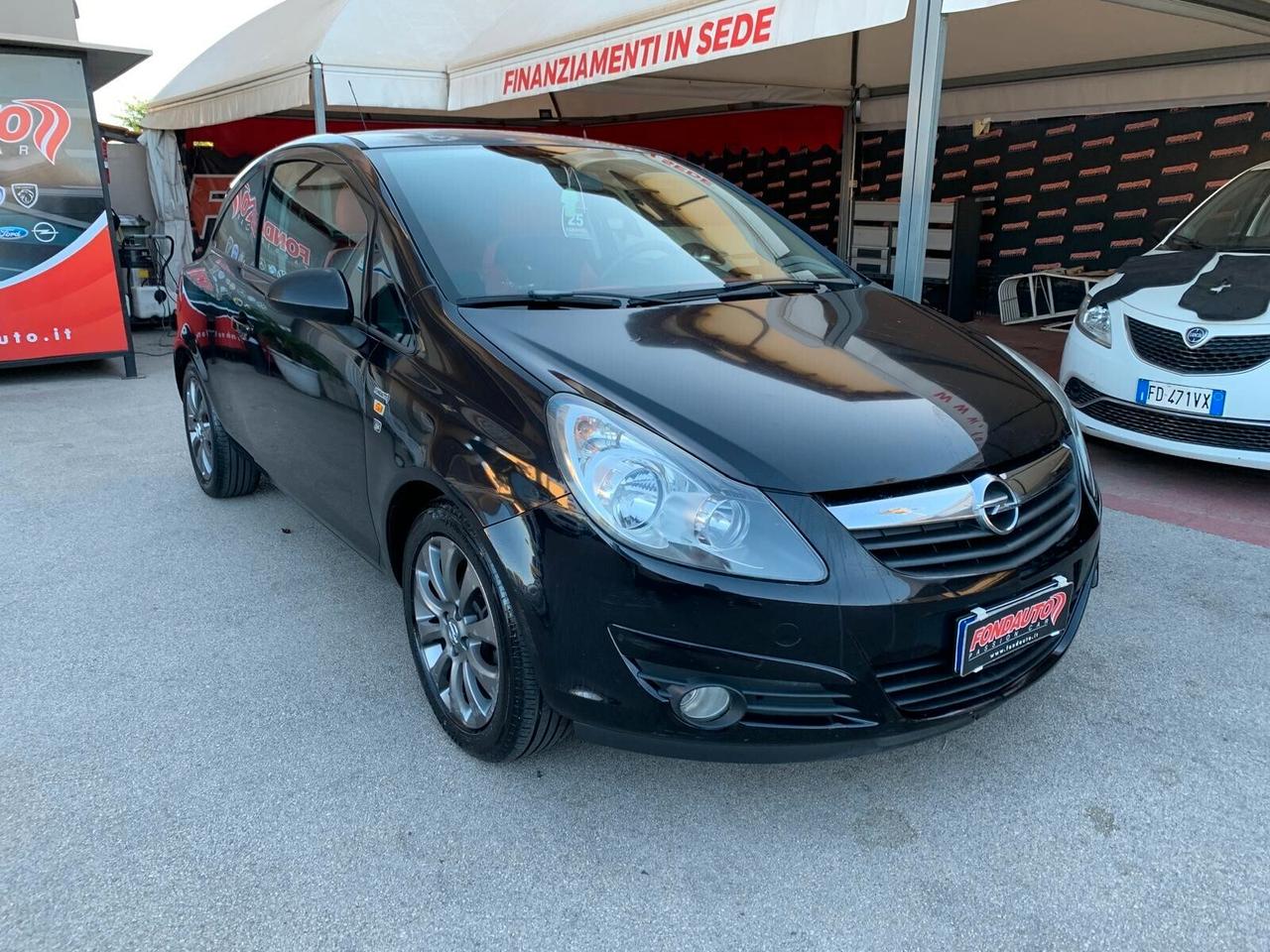 Opel Corsa 1.2 3 porte Sport