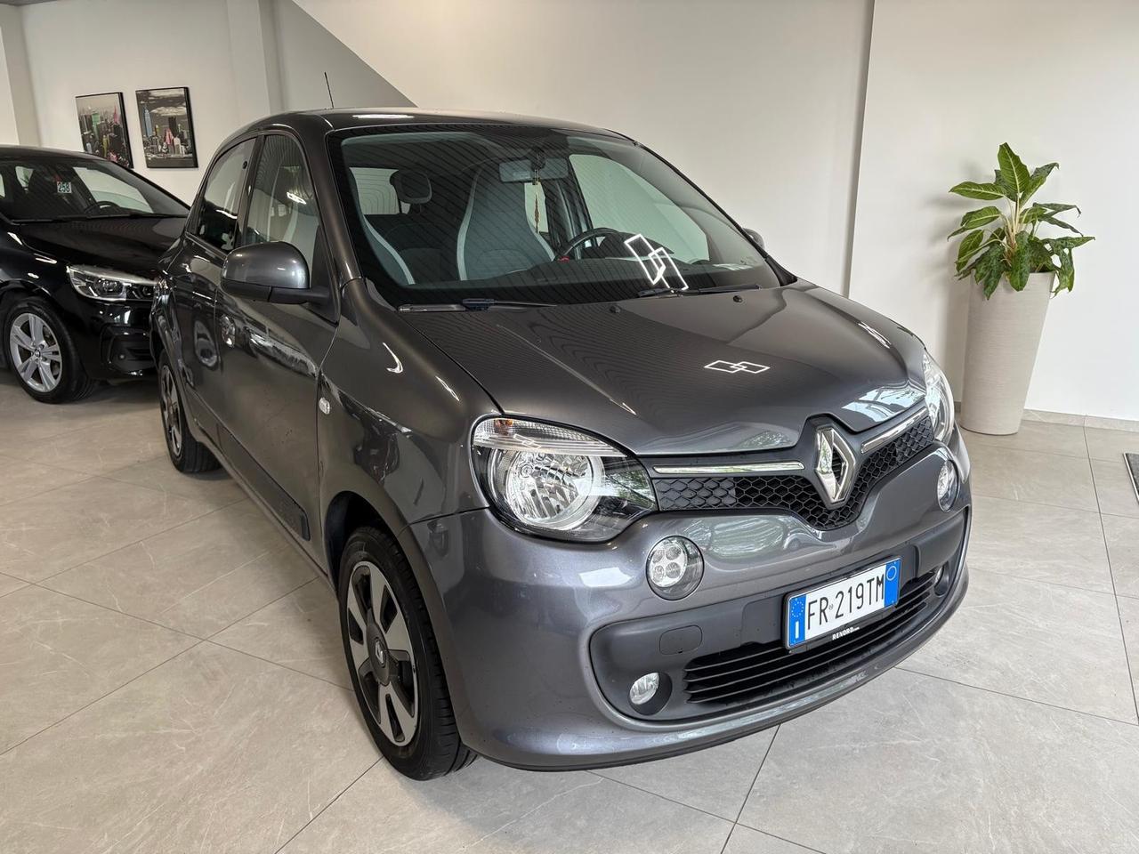 Renault Twingo SCe EDC Lovely