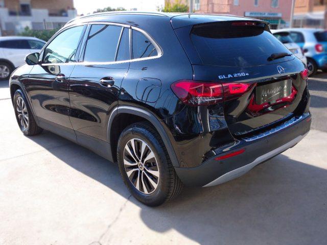 MERCEDES-BENZ GLA 250 E PHEV hybrid EQ Sport auto