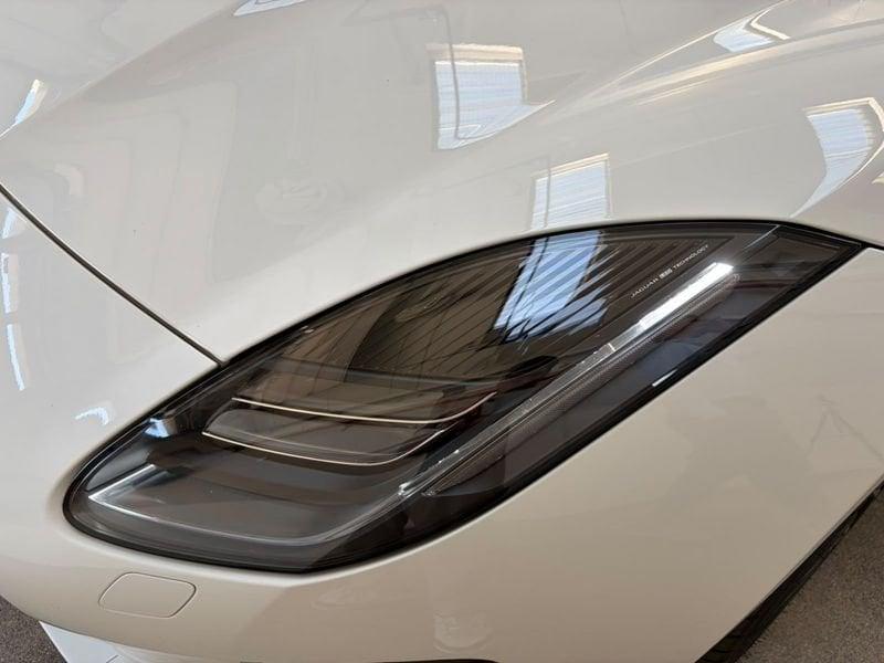 Jaguar F-Type 2.0 i4 300cv auto Chequered Flag