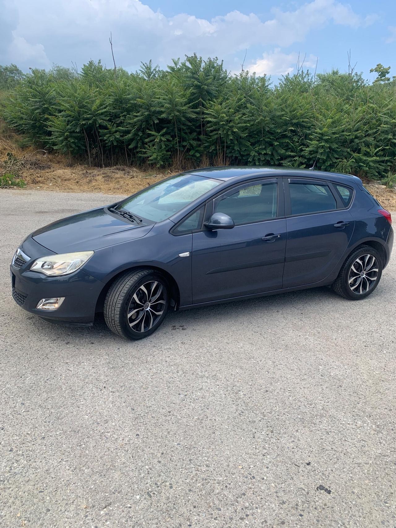 Opel Astra 1.7 CDTI 110CV 5P Cosmo 150000KM