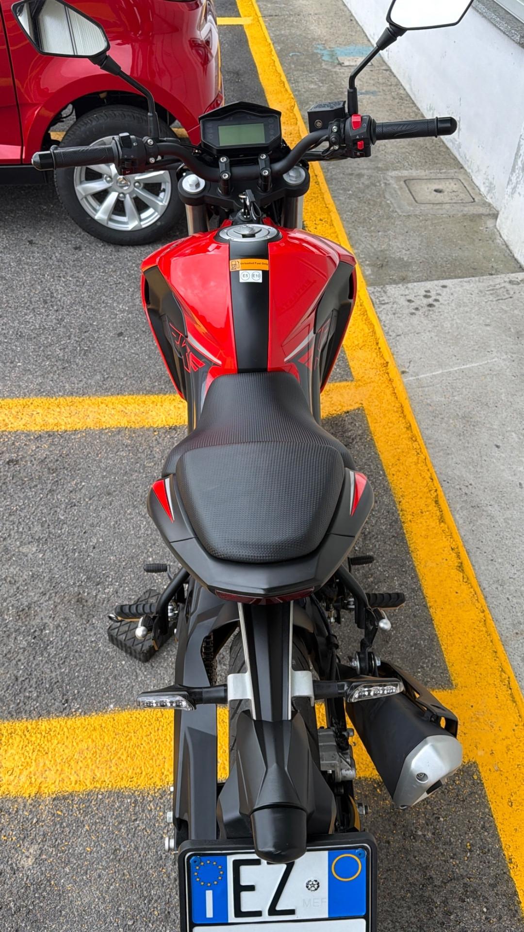 Keeway RKF 125