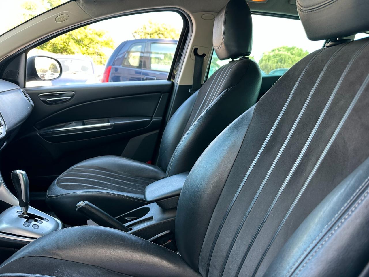 Lancia Delta 1.6 MJT Selectronic Platinum 2011