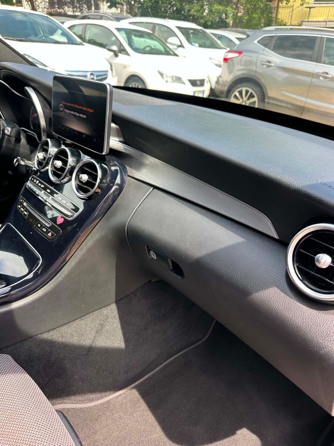 Mercedes-benz C 220 PREMIUM EU6B KMCERT GARANZ