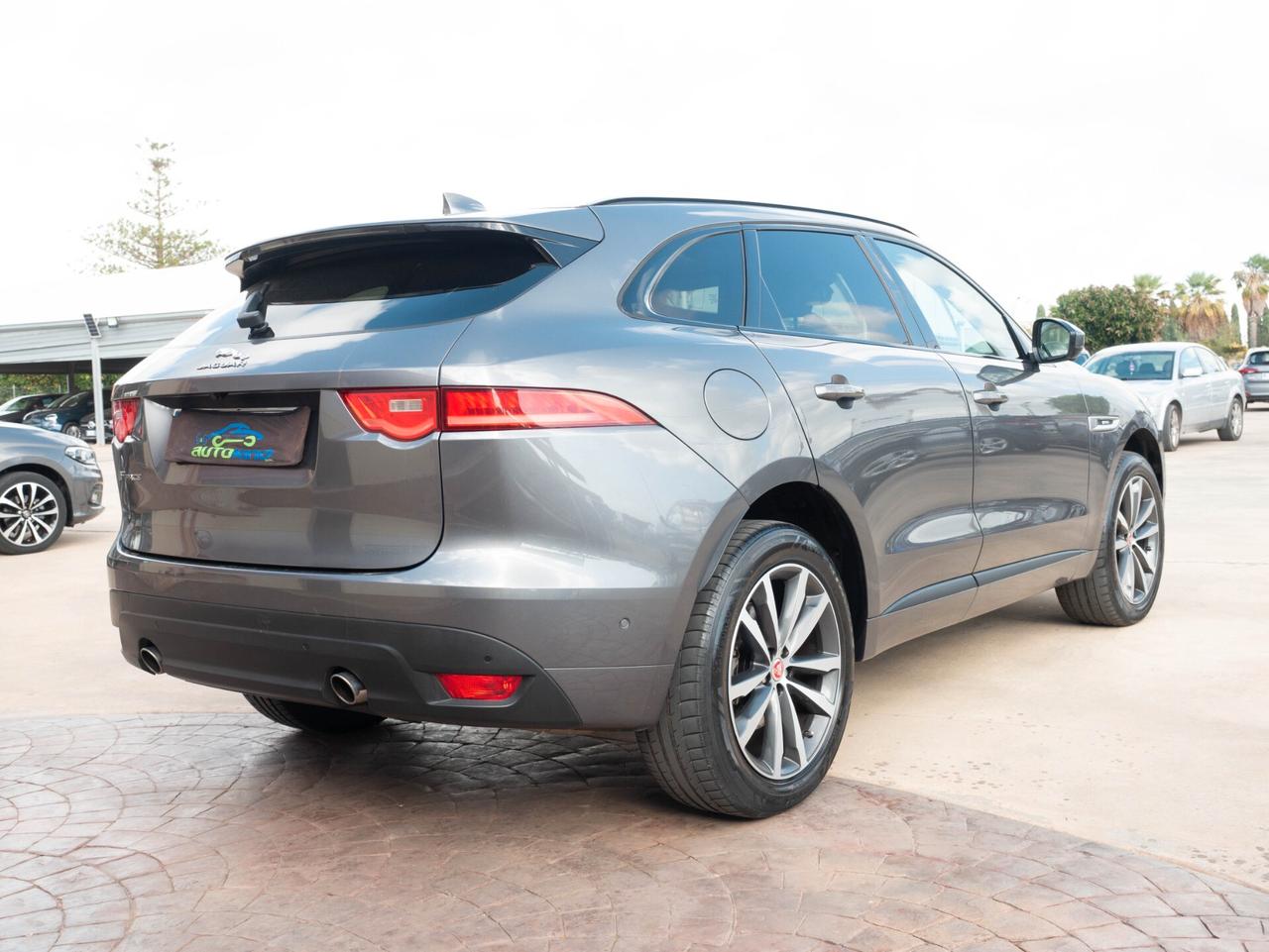 Jaguar F-Pace 2.0 D 180 CV AWD aut. R-Sport