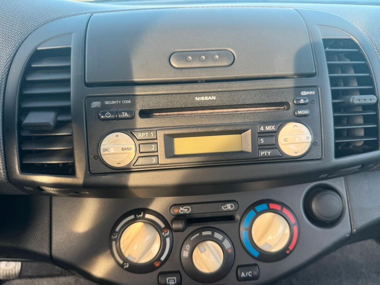 Nissan Micra 1.2 5 porte SOLAMENTE 91.000 KM