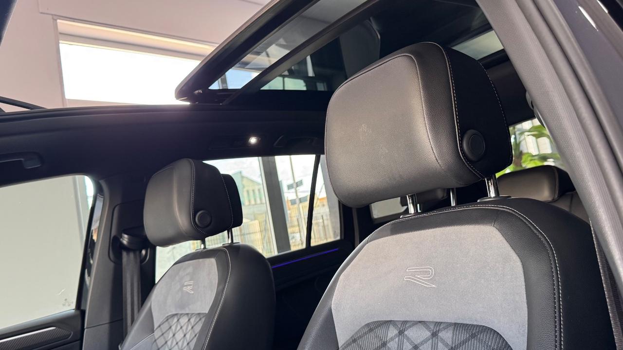 Volkswagen Tiguan 2.0 TDI 200 CV SCR DSG 4MOTION R-Line