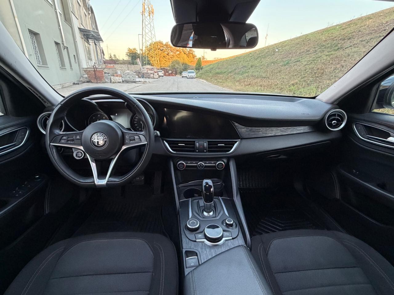 Alfa Romeo Giulia 2.2 Turbodiesel 160 CV AT8 Business