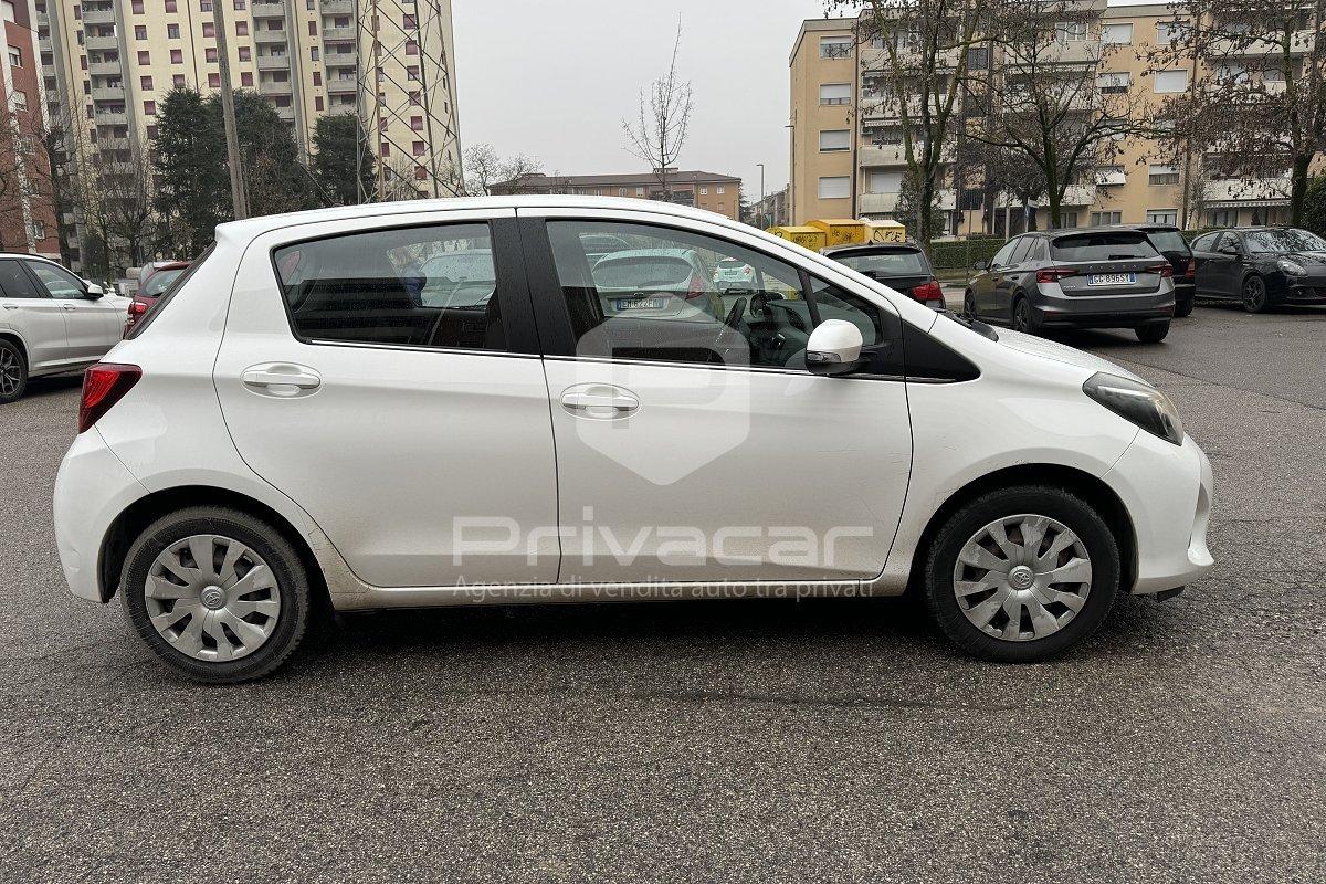 TOYOTA Yaris 1.3 5 porte Lounge