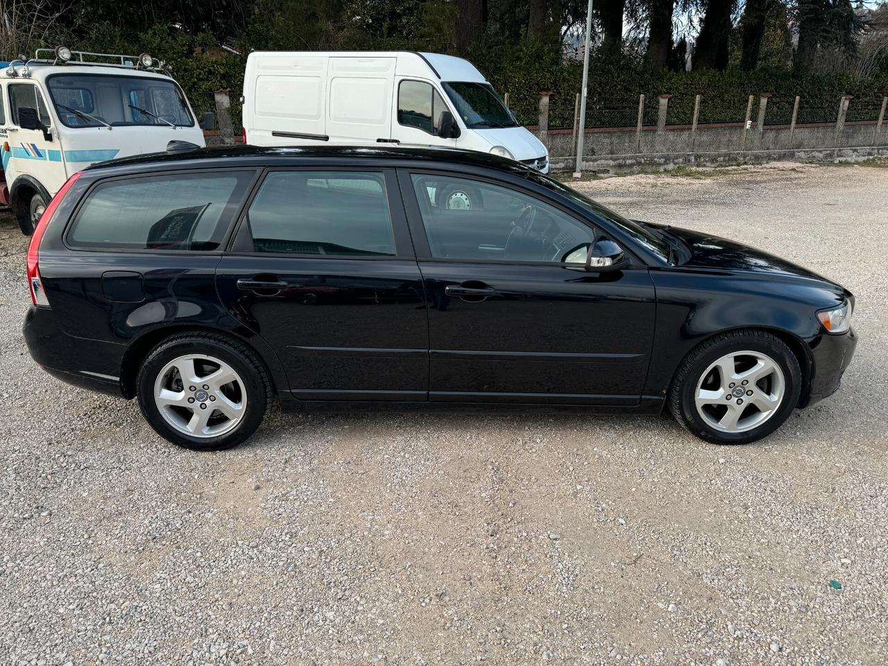 Volvo V50 DRIVe POLAR PLUS 1.6d 115cv