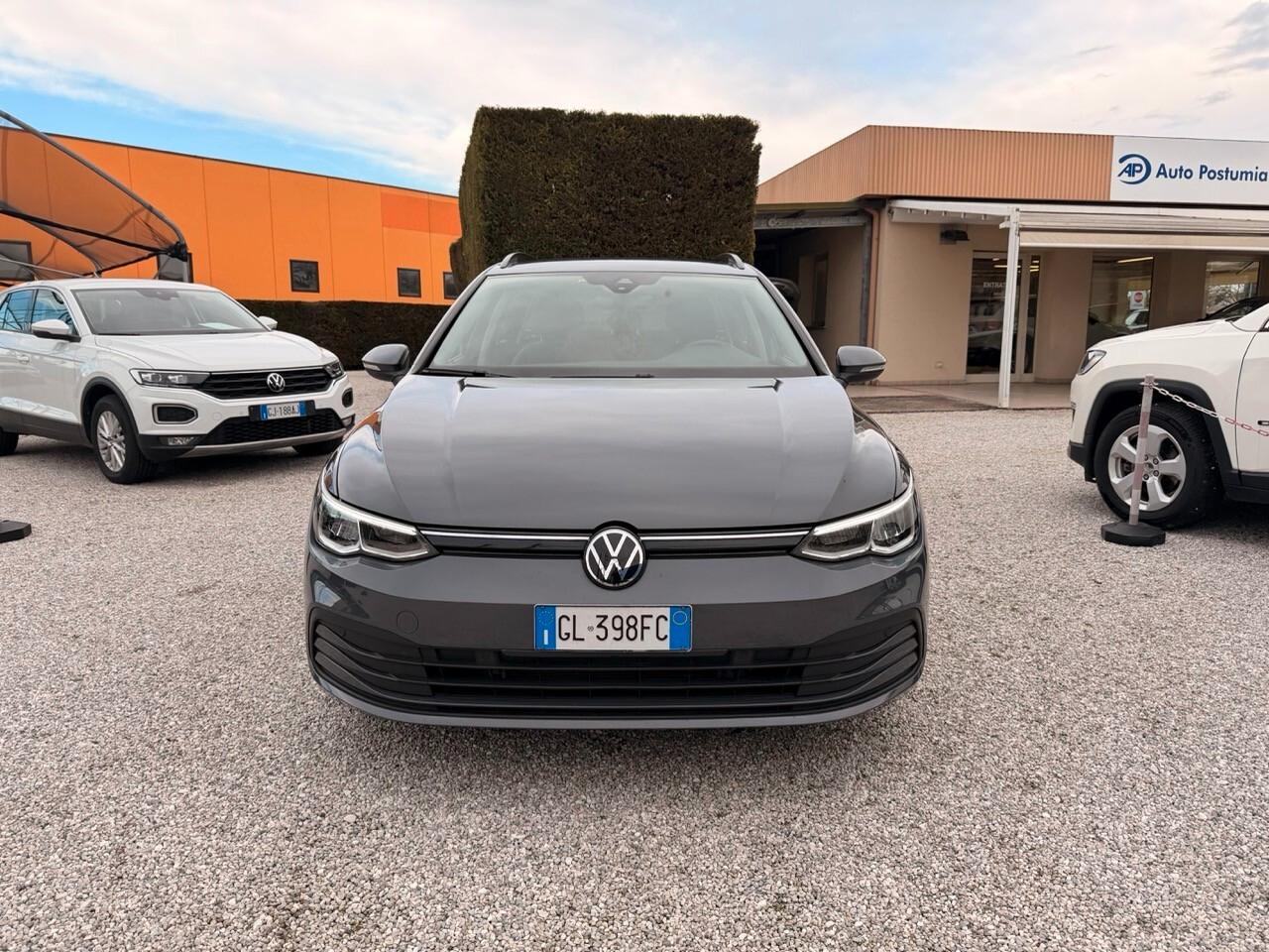 Volkswagen Golf Variant 2.0 TDI 116 CV DSG Life (display digitale - fari Led pacchetto luci)