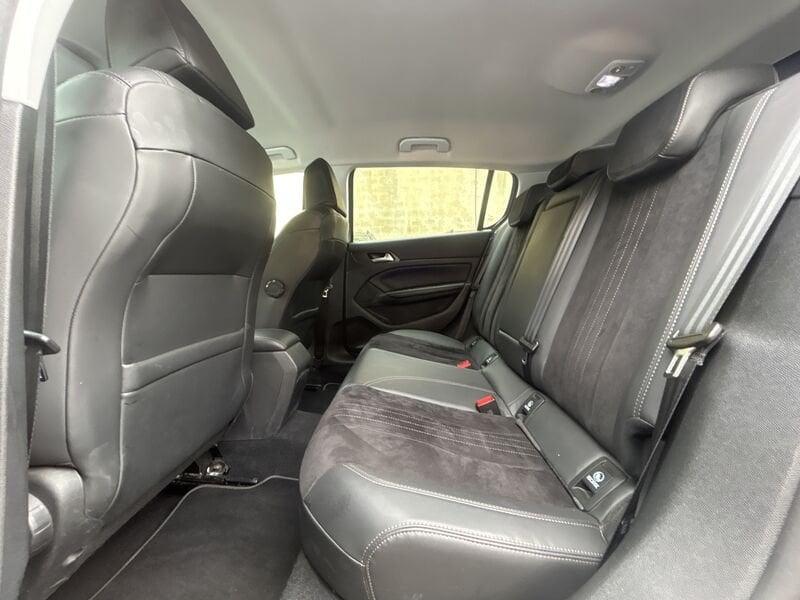 Peugeot 308 BlueHDi 120 S&S Business
